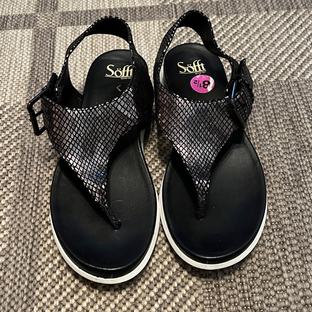 Sofft Farlyn Sandal Black Snake 8.5